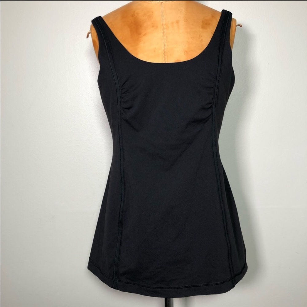 LULULEMON - EUC Shelf Bra Tank (12)